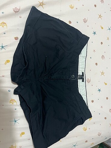 H&M siyah kot şort