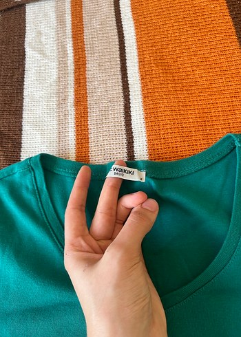 Kadın Turkuaz V Yaka Kısa Kollu Tişört - Görsel 2