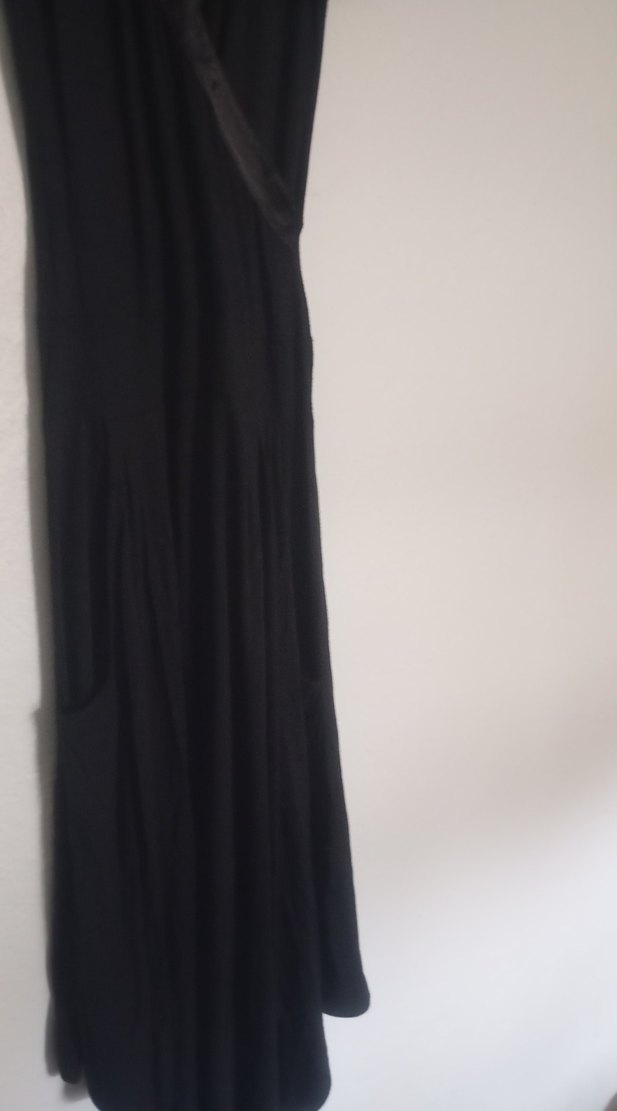 Siyah Uzun V Yaka Gotik Elbise - Görsel 3