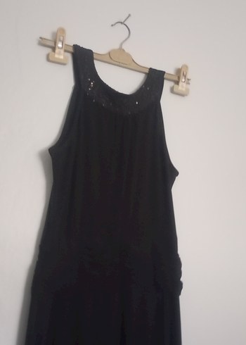 Siyah Uzun Drapeli Kolsuz Gece Elbisesi - Görsel 3