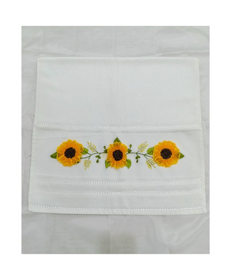 Nakışlı Beyaz Havlular Seti - Görsel 2