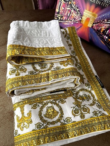  Beden beyaz Renk Versace Havlu Seti