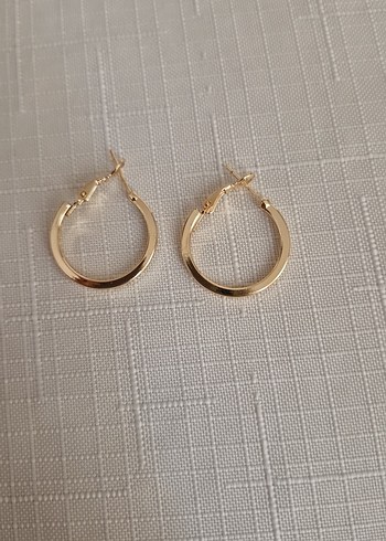 Diğer Altın Renk Midi Boy Minimalist Küpe