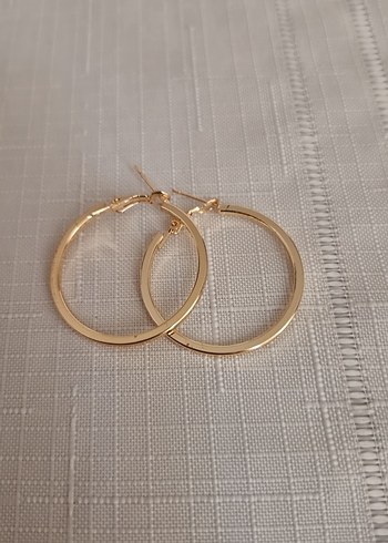Diğer Altın Renkli Minimalist Midi Küpe