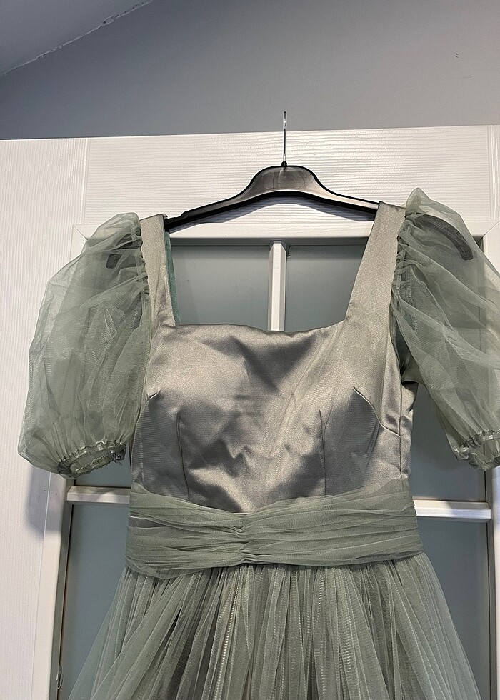 Kabarık abiye elbise - Görsel 2