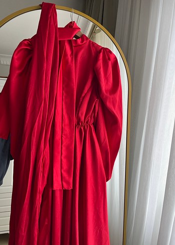 Kırmızı saten abiye şal ve çanta - Görsel 3