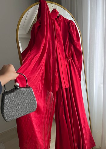 Kırmızı saten abiye şal ve çanta - Görsel 2