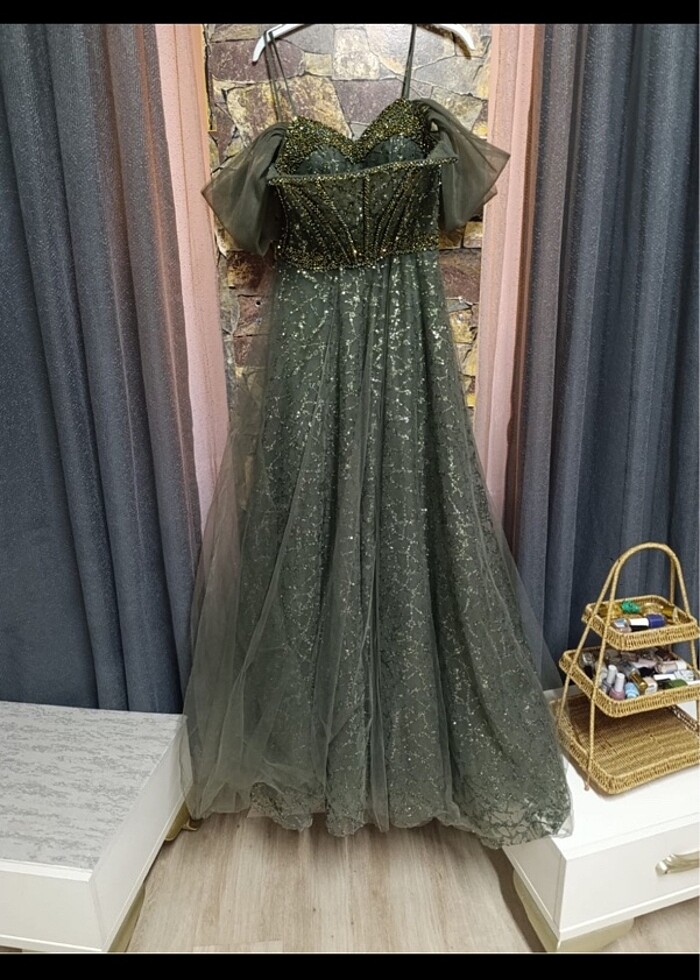 Acil satılık nişanlık abiye - Görsel 4