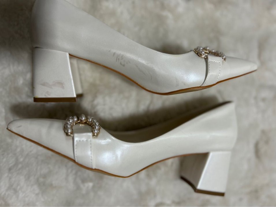 Beyaz İncili Tokalı Stiletto Kadın Ayakkabı - Görsel 5