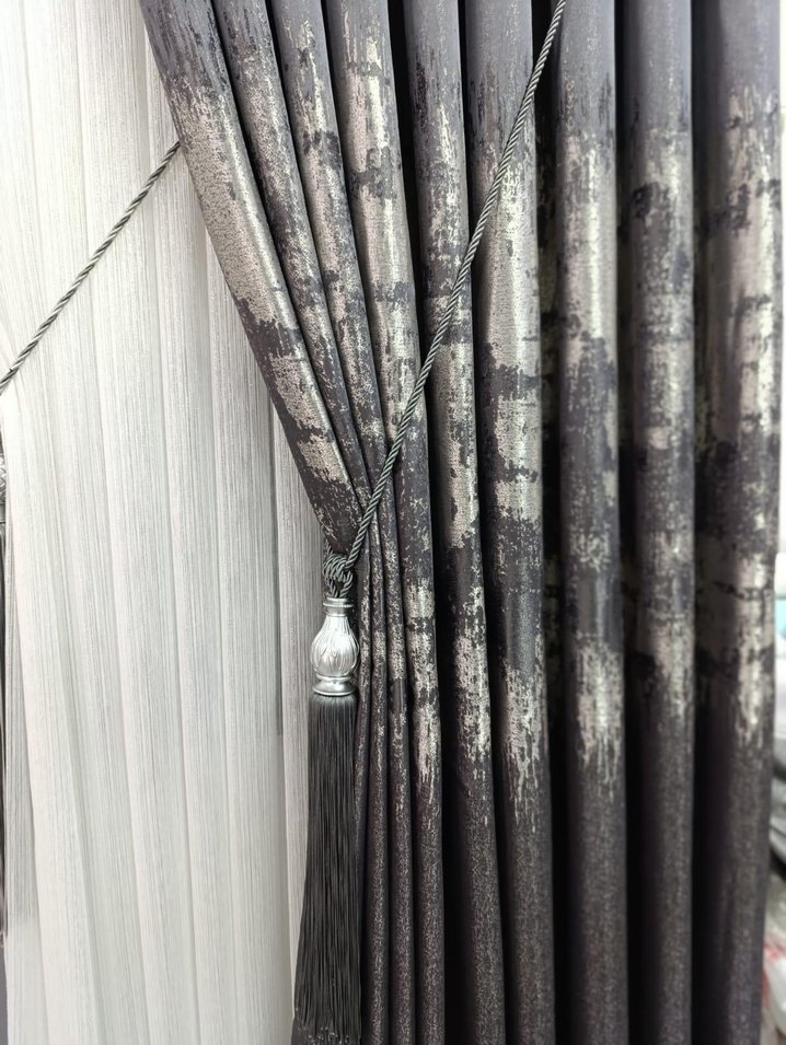 Orta desenli fon perde - Görsel 4