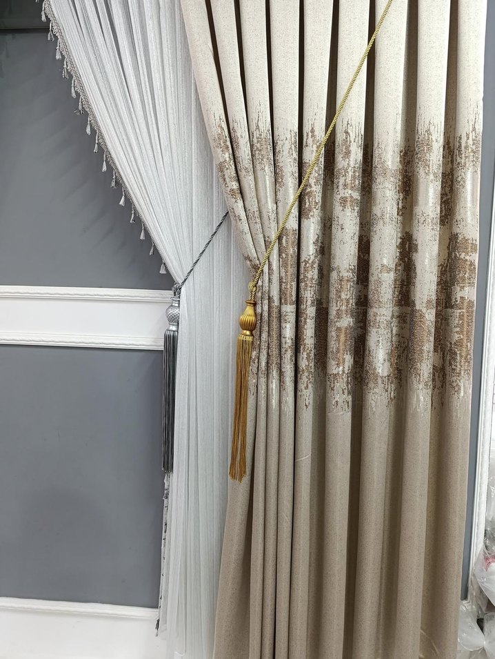 Orta desenli fon perde - Görsel 3