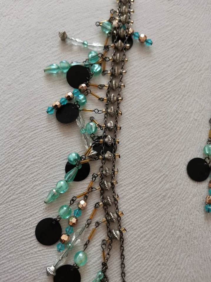 Uzun Turkuaz Boncuklu Kolye - Görsel 2