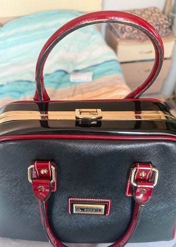 Klasik Siyah Deri Kadın Çanta - Görsel 3