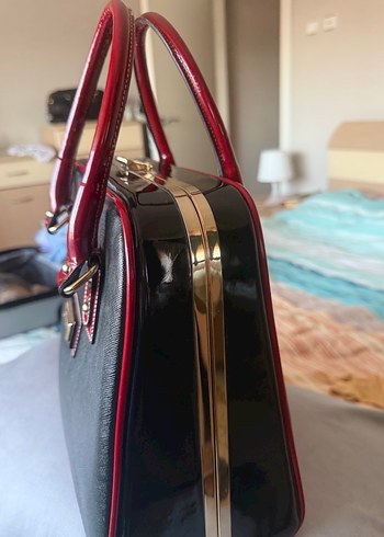 Klasik Siyah Deri Kadın Çanta - Görsel 2