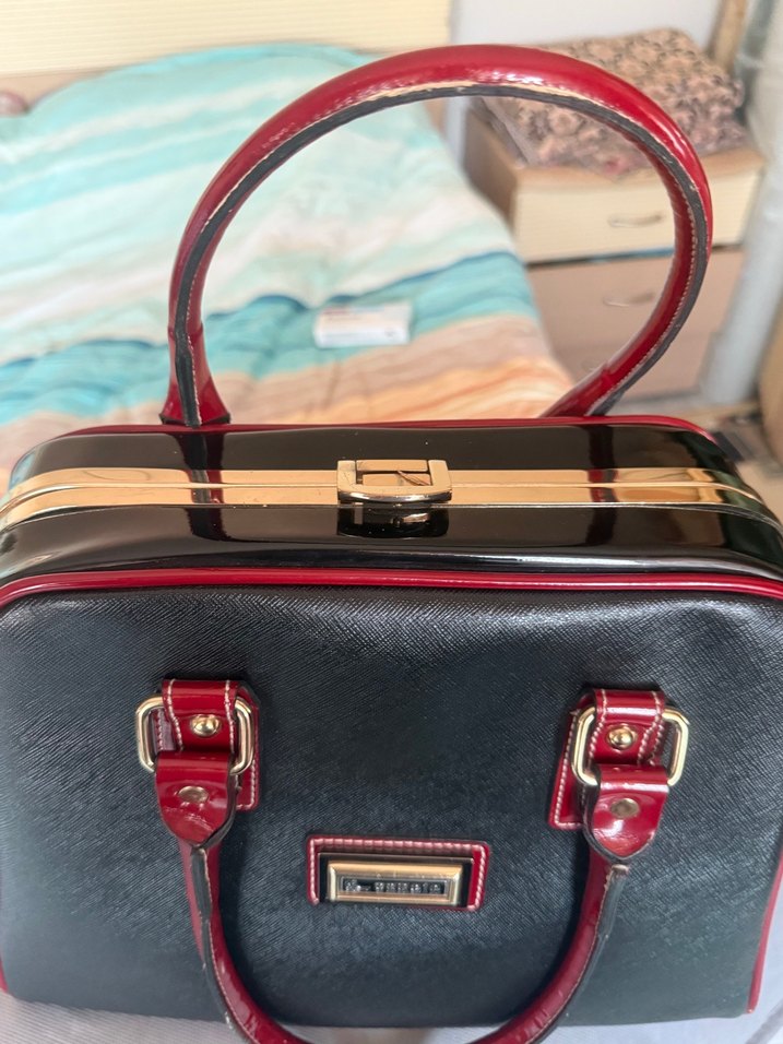 Klasik Siyah Deri Kadın Çanta - Görsel 3