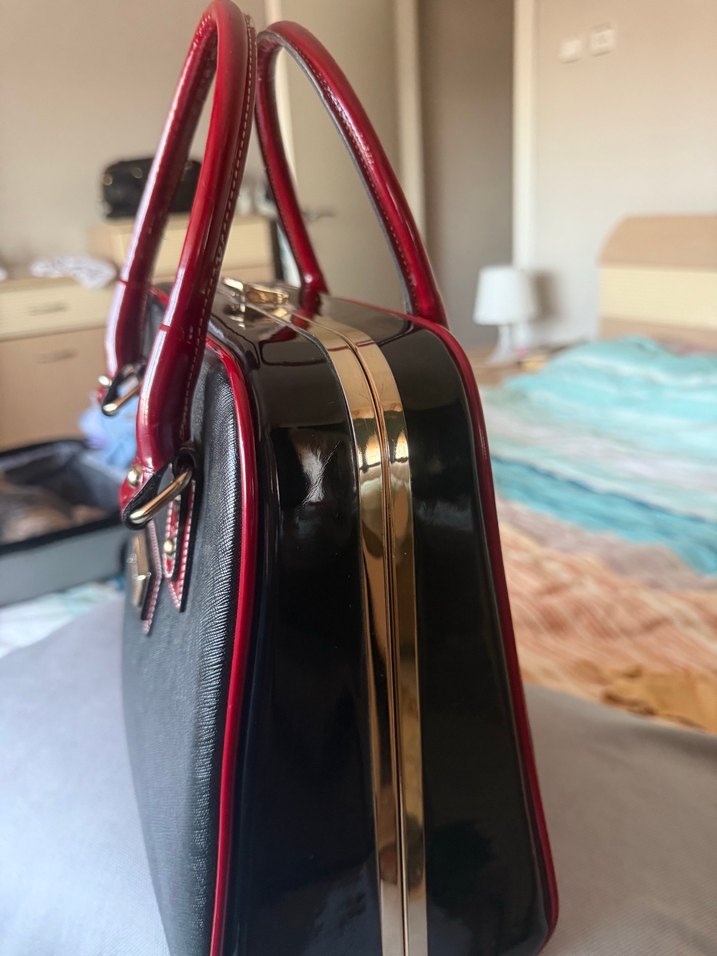 Klasik Siyah Deri Kadın Çanta - Görsel 2