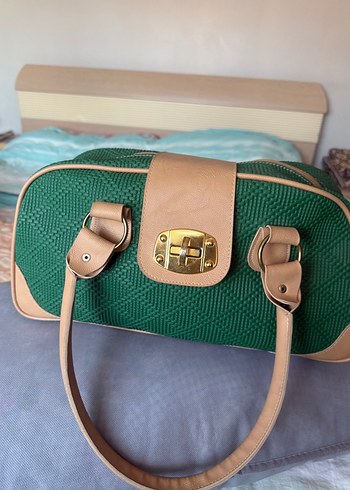 Yeşil Deri Tokalı Kadın Çanta - Görsel 2