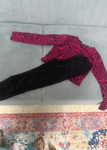 Kız Çocuk Pembe Desenli Kısa Kollu Tişört - Görsel 3