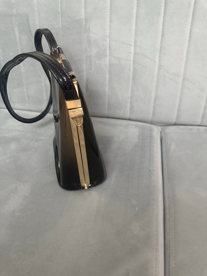 Parlak Siyah Deri Kadın Çanta - Görsel 5