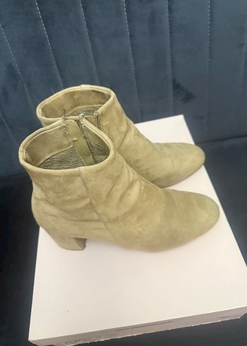 Bej Süet Topuklu Kadın Bot - Görsel 2