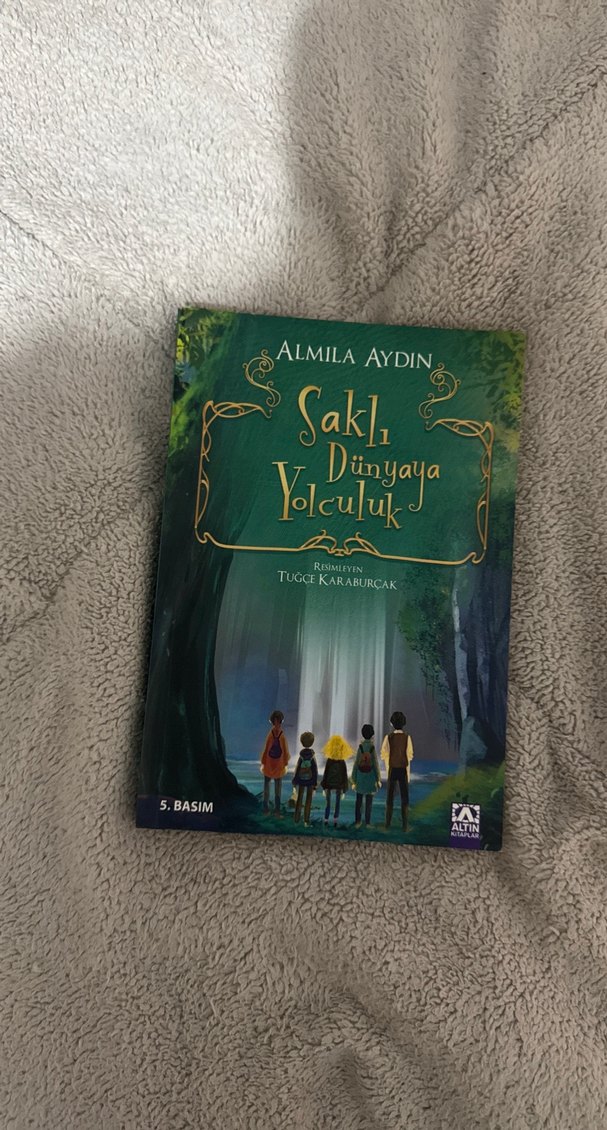 Esrarengiz Kelimeler - Almila Aydın - Görsel 2