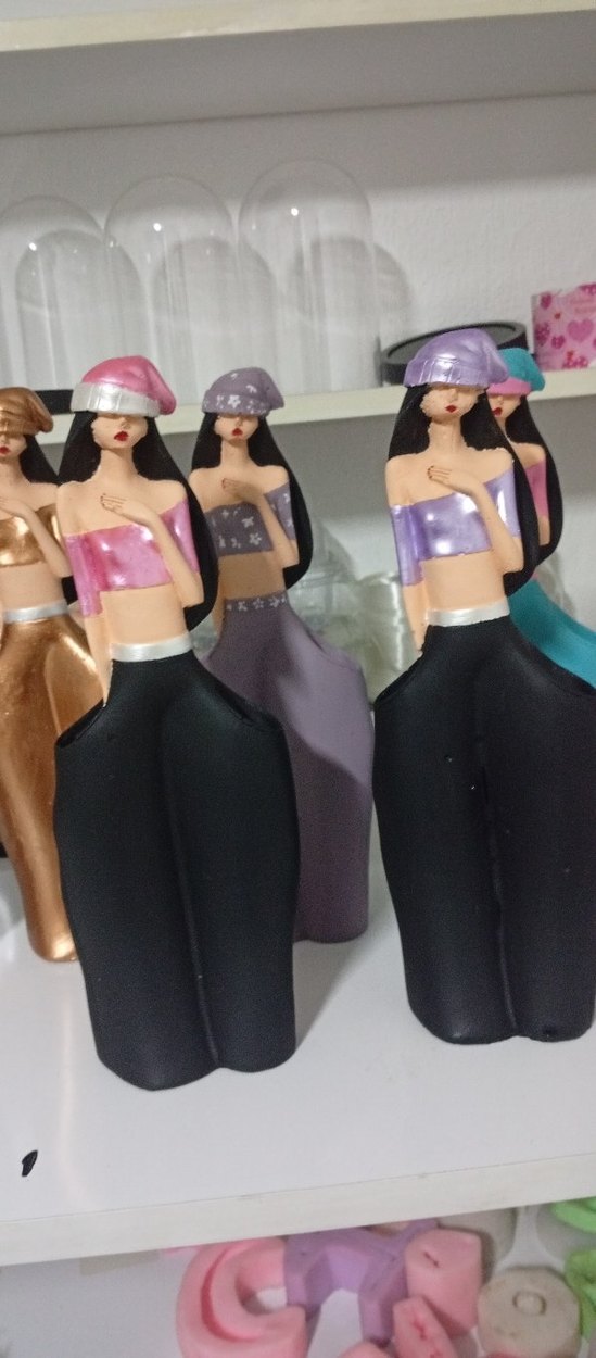 Kadın Parfüm Şişesi Tasarımı - Görsel 2