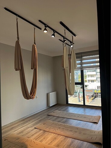  Hamak yoga