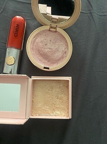 Benefit Cosmetics Benefit set