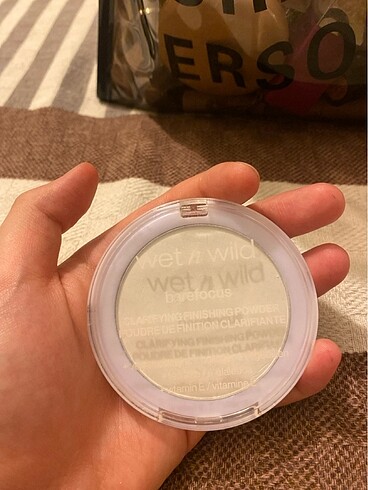 Beden Wet n wild pudra