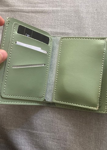 Beden Yeşil Deri Fermuarlı Kadın Cüzdanı
