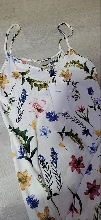 Bershka elbise