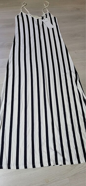 Bershka elbise