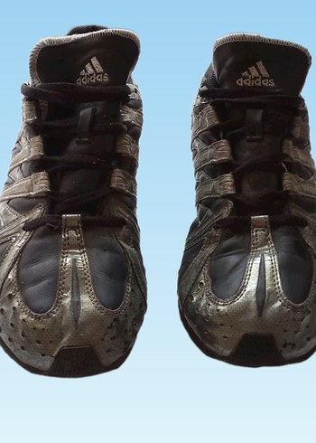 Adidas spor ayakkabı