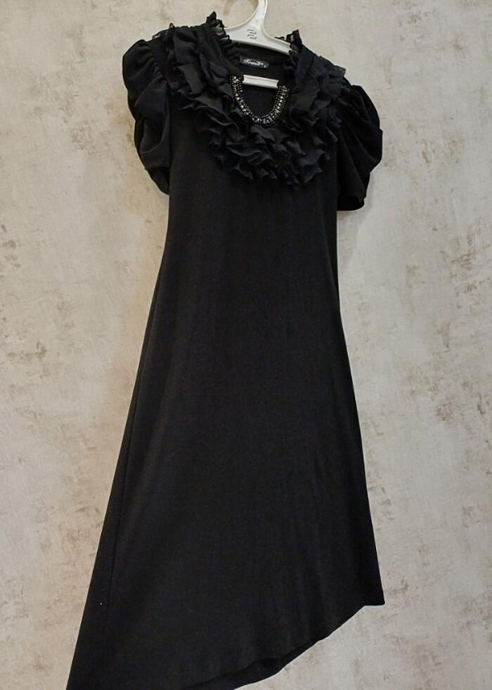 Siyah elbise - Görsel 2