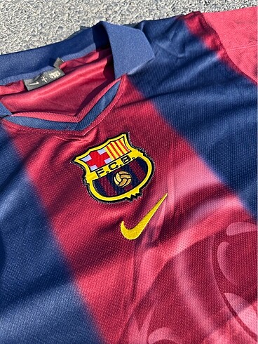 l Beden bordo Renk Cactus Jack x Barcelona Skeleton Forma