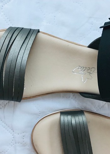 37 Beden Gri Kadın Dolgu Topuklu Sandalet