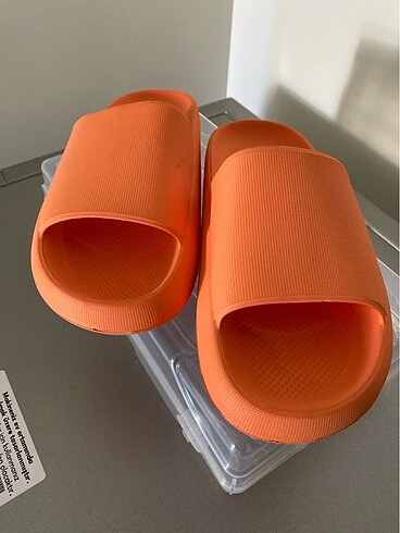 Kadın Terlik - Görsel 2