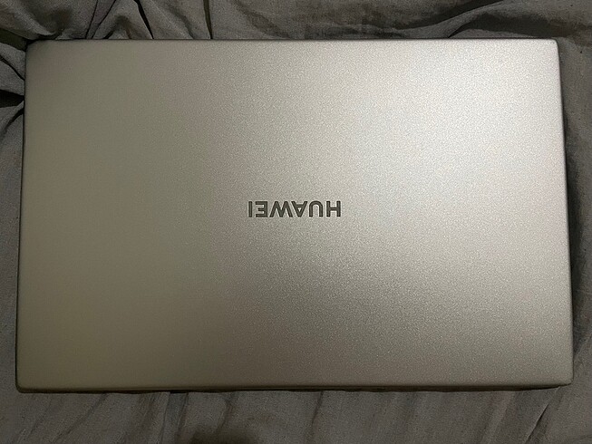  Beden Huawei MateBook D15