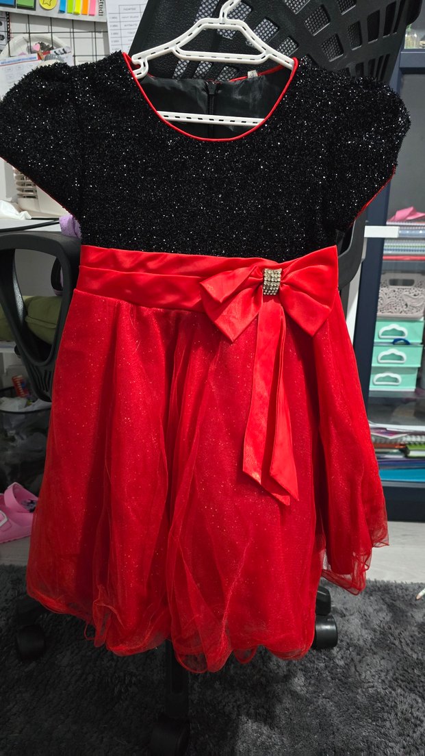 Kırmızı Fiyonk Detaylı Kız Eteği - Görsel 2