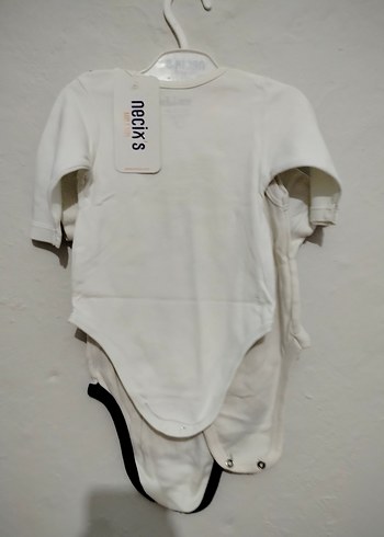 Baskılı Beyaz Kız Bebek Askısız Body - Görsel 4