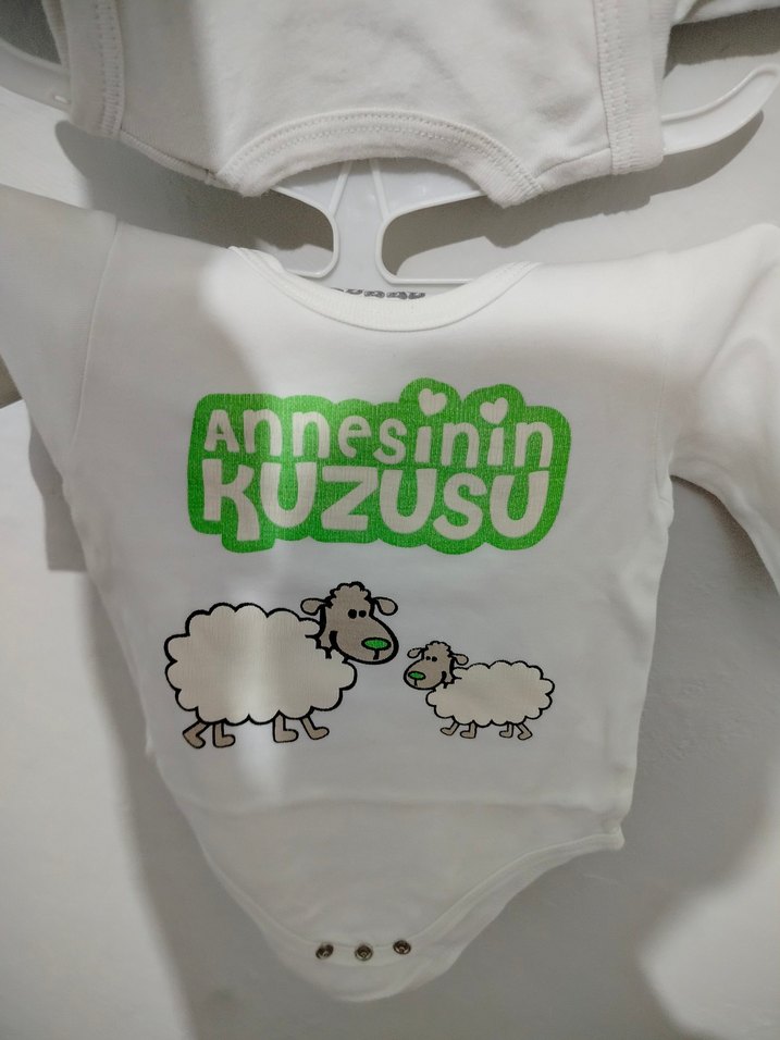 Baskılı Beyaz Kız Bebek Askısız Body - Görsel 3