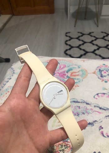 Beden Swatch Beyaz Minimalist Unisex Saat