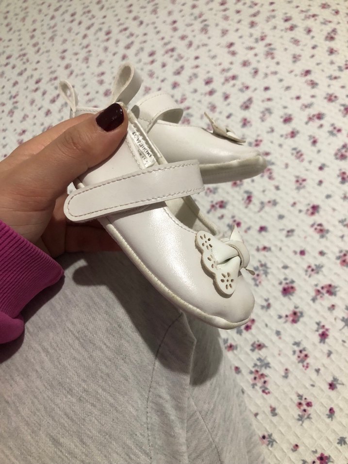 Beyaz Tokalı Kız Çocuk Babet Ayakkabı - Görsel 2