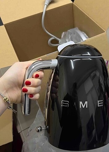 Smeg su ısıtıcı kettle 