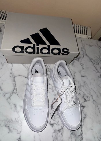 Beyaz Adidas Spor Ayakkabı - Görsel 2
