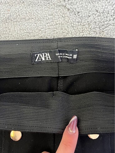 Zara Tayt pantolon