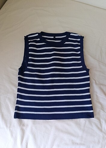 Trendyol & Milla Çizgili crop bluz 