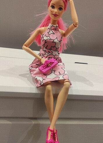 Barbie Barbie eklemli bebek