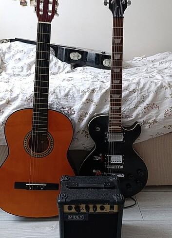 Elektro gitar klasik gitar ve amfi