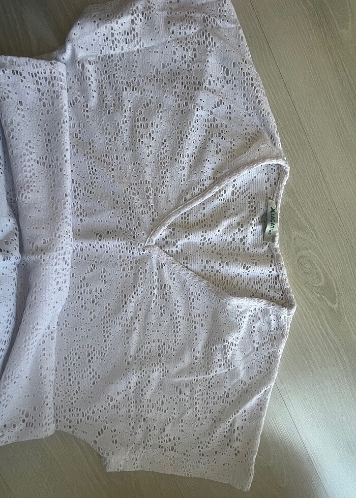 Beyaz Yırtmaçlı plaj elbisesi - Görsel 2